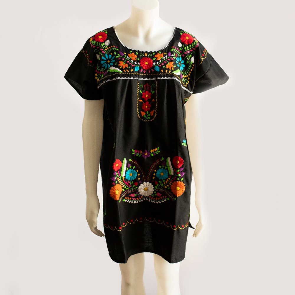 🌸 2 x $79 🌸  Hand embroidered Mexican dress - Picture 9 of 9